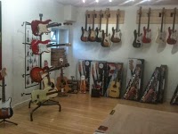Axminster Guitars and Musical Accessorises 1169137 Image 0