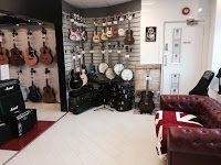D L Guitars and Accessories Ltd 1174647 Image 7