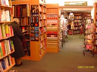Davids Bookshops 1172350 Image 0