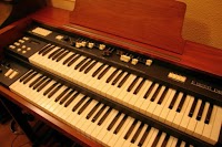 LEISURE PLAY KEYBOARD and PIANO LESSONS IN YOUR OWN HOME 1163670 Image 2