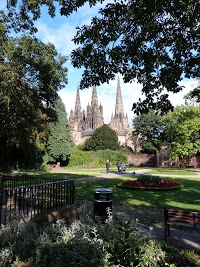 Lichfield Cathedral 1165363 Image 2