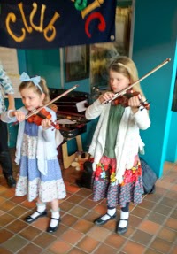 Magical Music Club (violin and viola tuition) 1166464 Image 3