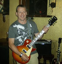 Michael Richards Guitar Tuition 1164377 Image 0