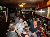 Queens Arms 1176939 Image 1